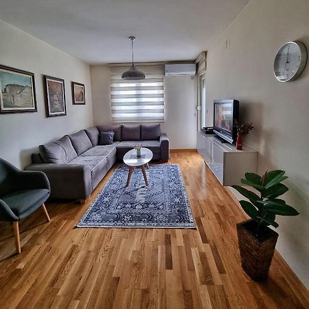 Riverside Apartment Podgorica Eksteriør bilde