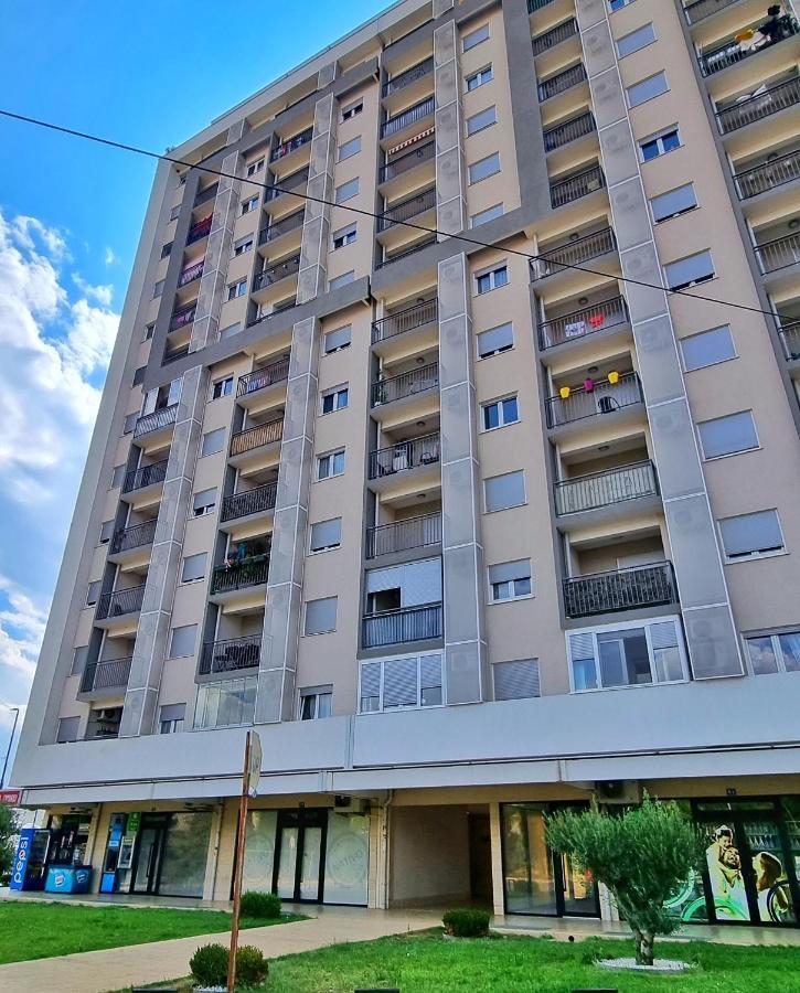 Riverside Apartment Podgorica Eksteriør bilde