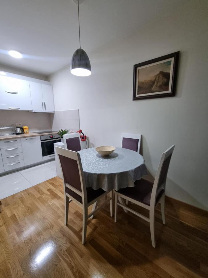 Riverside Apartment Podgorica Eksteriør bilde